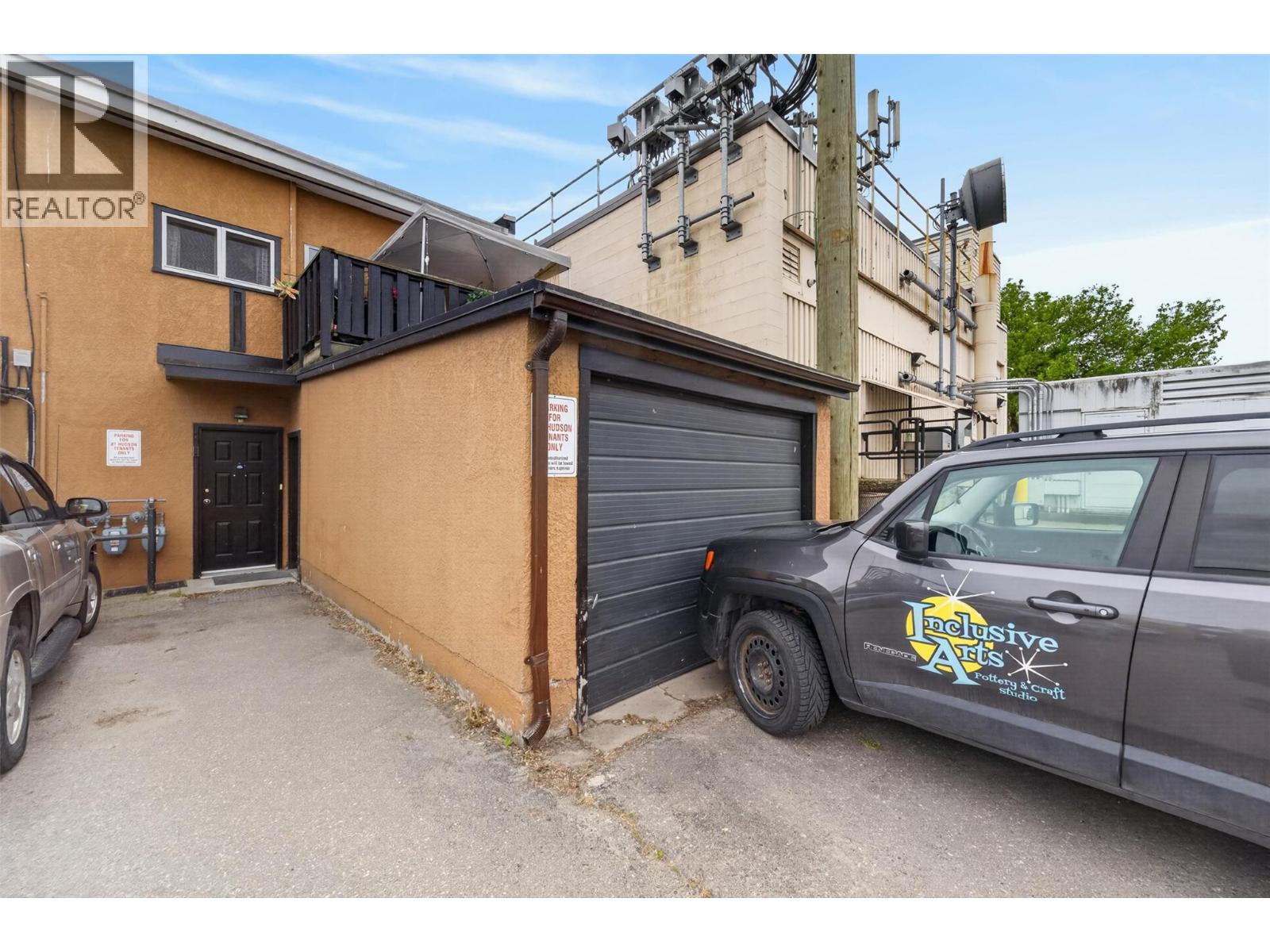 81 Hudson Avenue NE, Salmon Arm, British Columbia  V1E 4N3 - Photo 48 - 10386746