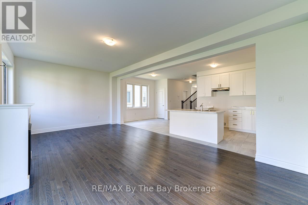 21 Lisa Street, Wasaga Beach, Ontario L9Z 1J9 - Photo 19 - S13144832