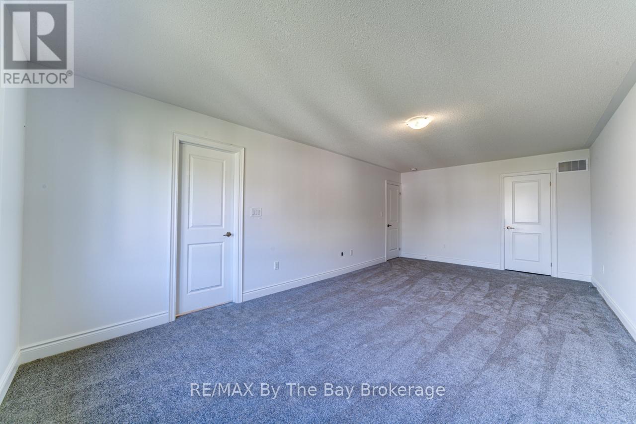 21 Lisa Street, Wasaga Beach, Ontario L9Z 1J9 - Photo 27 - S13144832