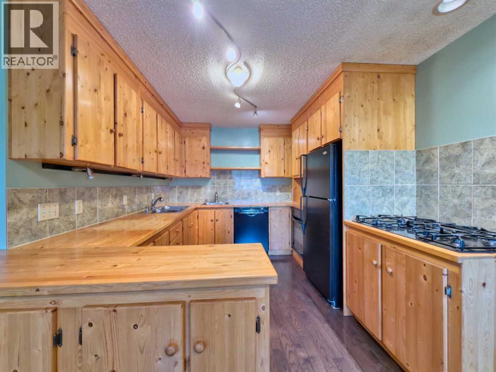 8126 20 Avenue, Coleman, Alberta  T0K 0M0 - Photo 10 - A2312182