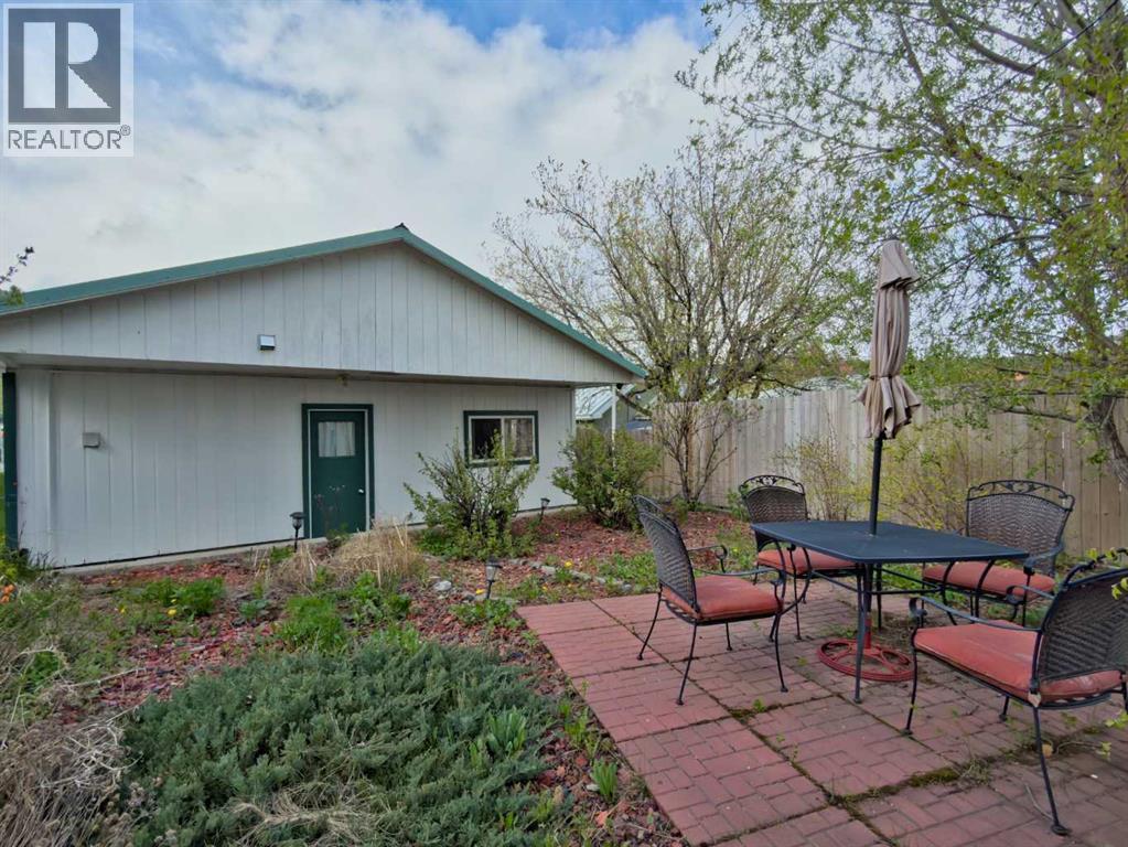 8126 20 Avenue, Coleman, Alberta  T0K 0M0 - Photo 33 - A2312182