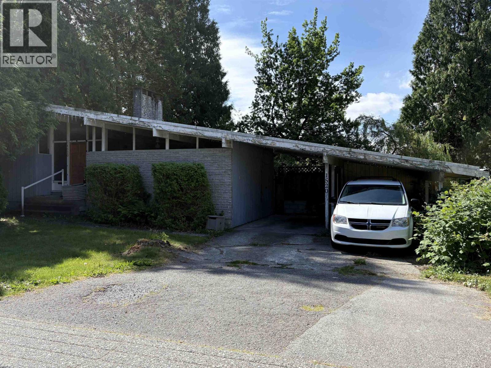1520 WINSLOW AVENUE, Coquitlam, British Columbia