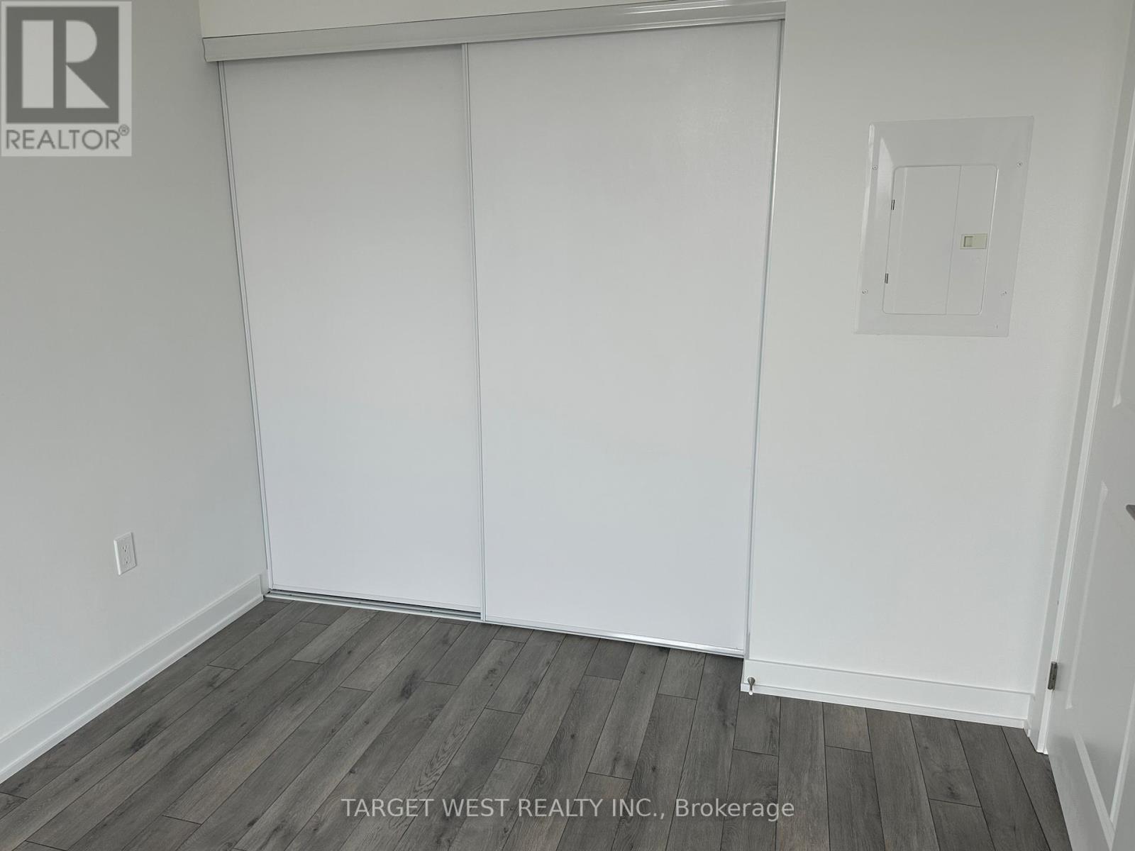 2303 - 15 Skyridge Drive, Brampton, Ontario  L6P 4S3 - Photo 4 - W13144406