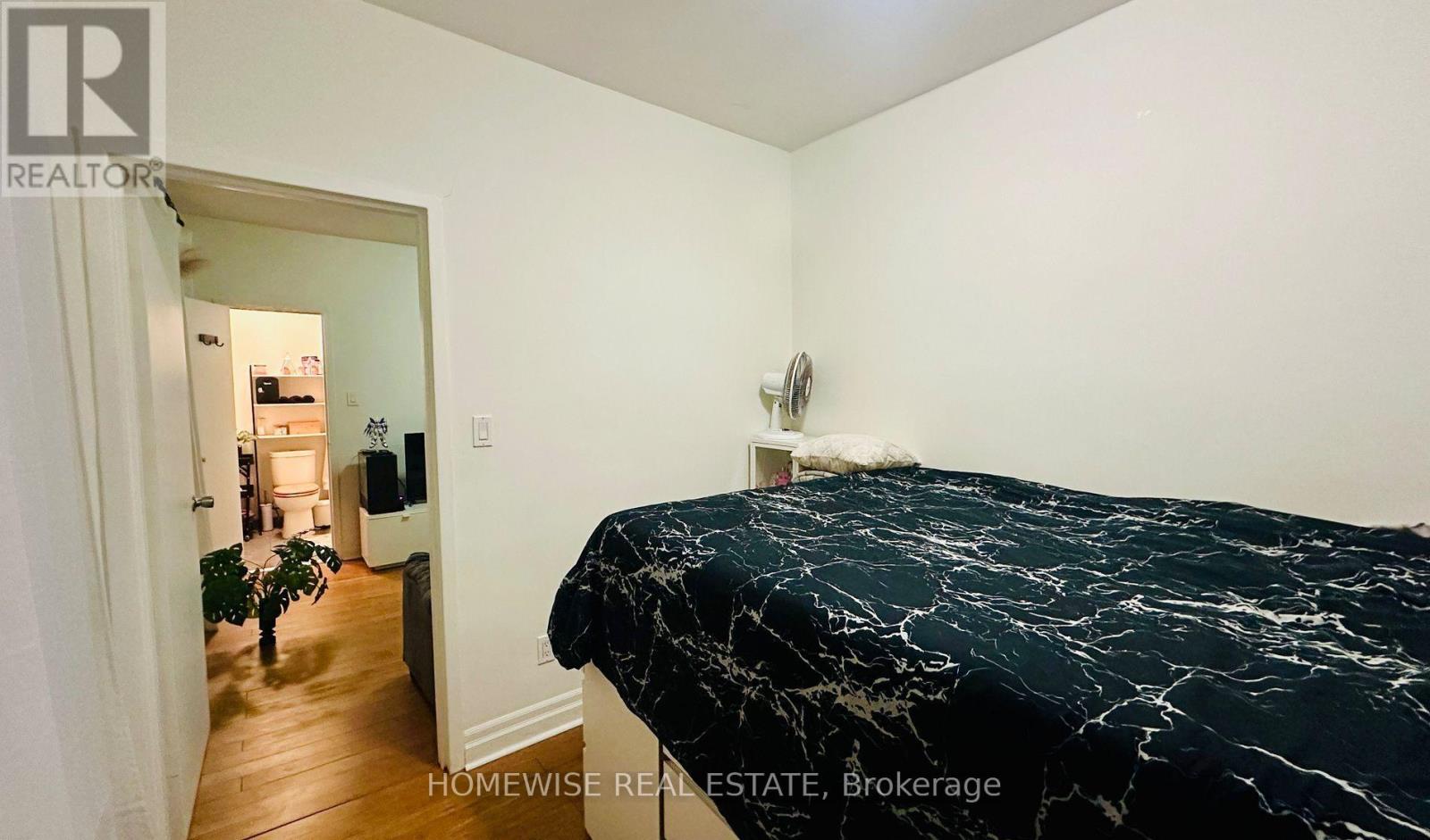 209 - 1 Triller Avenue, Toronto, Ontario  M6K 3B7 - Photo 13 - W13144438