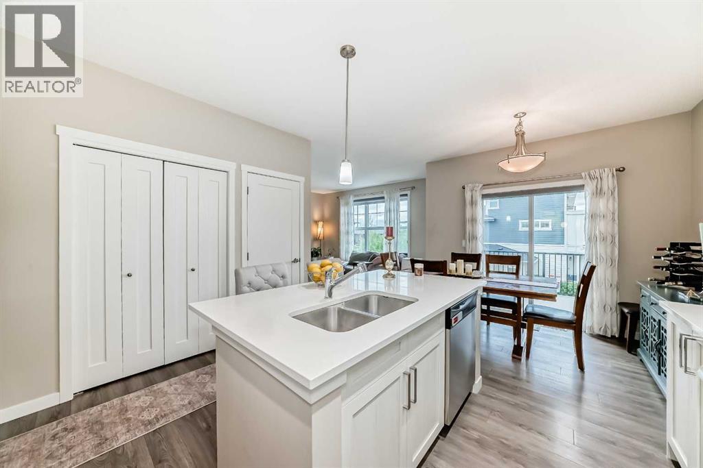 303, 428 Nolan Hill Drive NW, Calgary, Alberta  T3R 0V4 - Photo 4 - A2289831