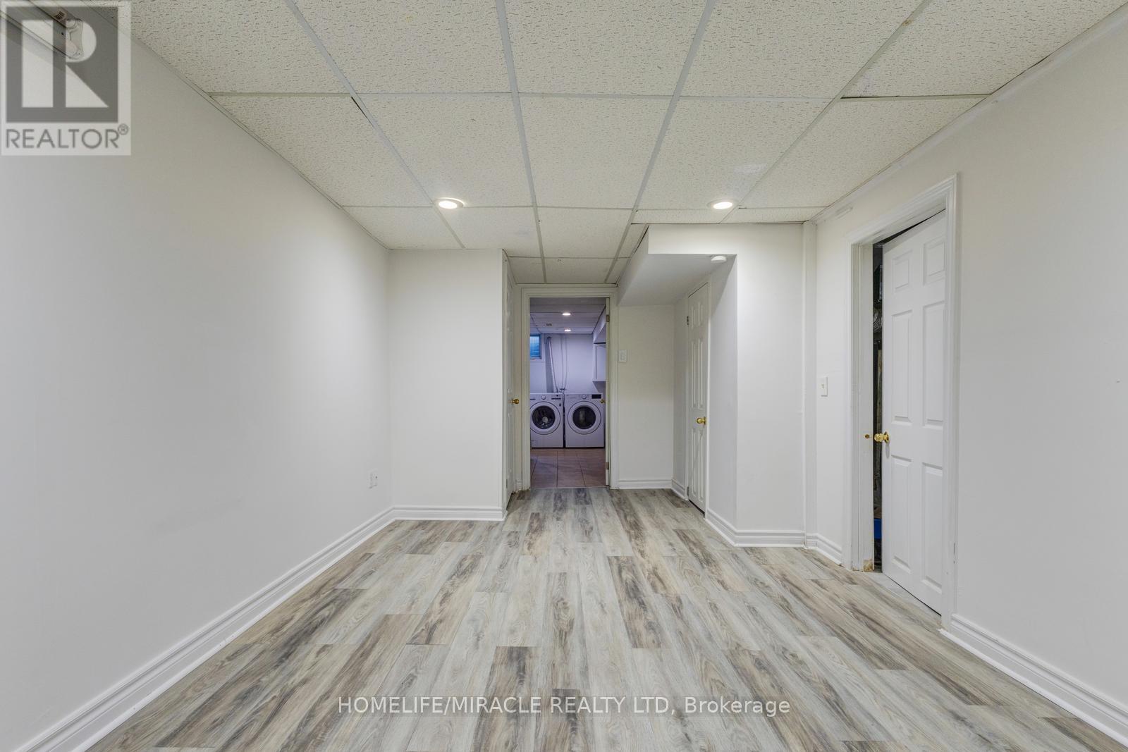 13 - 7450 Darcel Avenue, Mississauga, Ontario  L4T 2X7 - Photo 36 - W13144490
