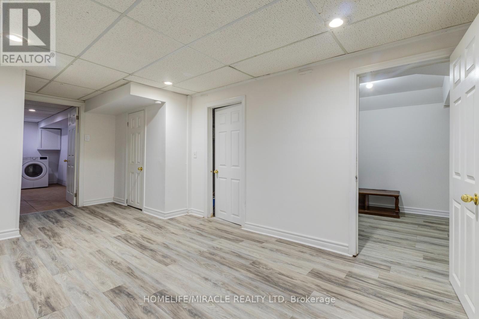 13 - 7450 Darcel Avenue, Mississauga, Ontario  L4T 2X7 - Photo 40 - W13144490