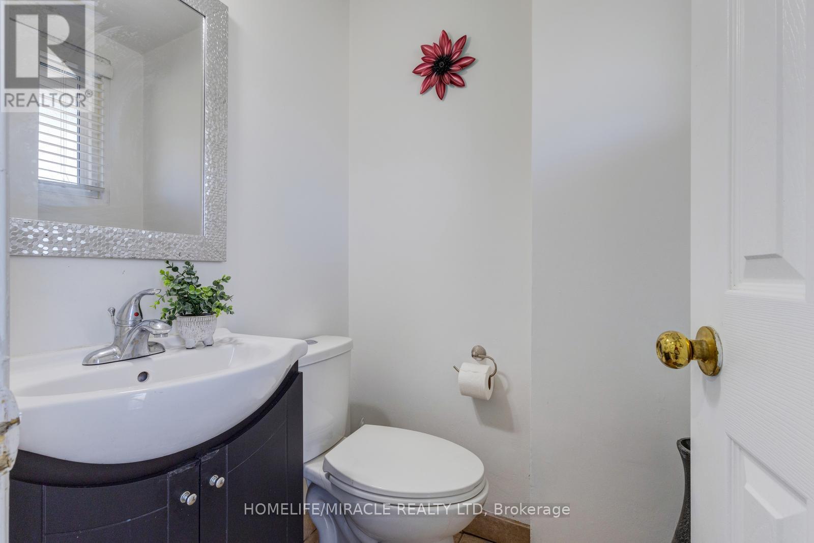 13 - 7450 Darcel Avenue, Mississauga, Ontario  L4T 2X7 - Photo 7 - W13144490