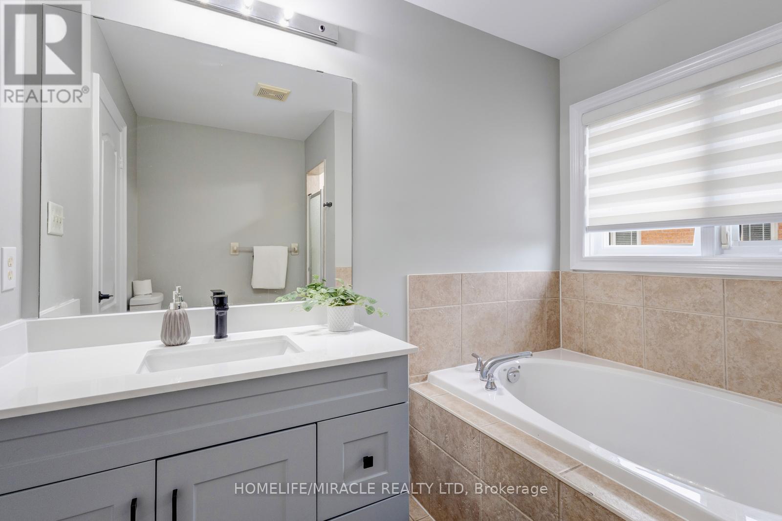 84 Alfonso Crescent, Brampton, Ontario  L6P 1S4 - Photo 31 - W13144538