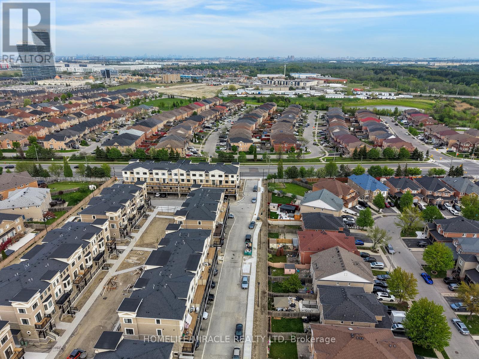 84 Alfonso Crescent, Brampton, Ontario  L6P 1S4 - Photo 45 - W13144538