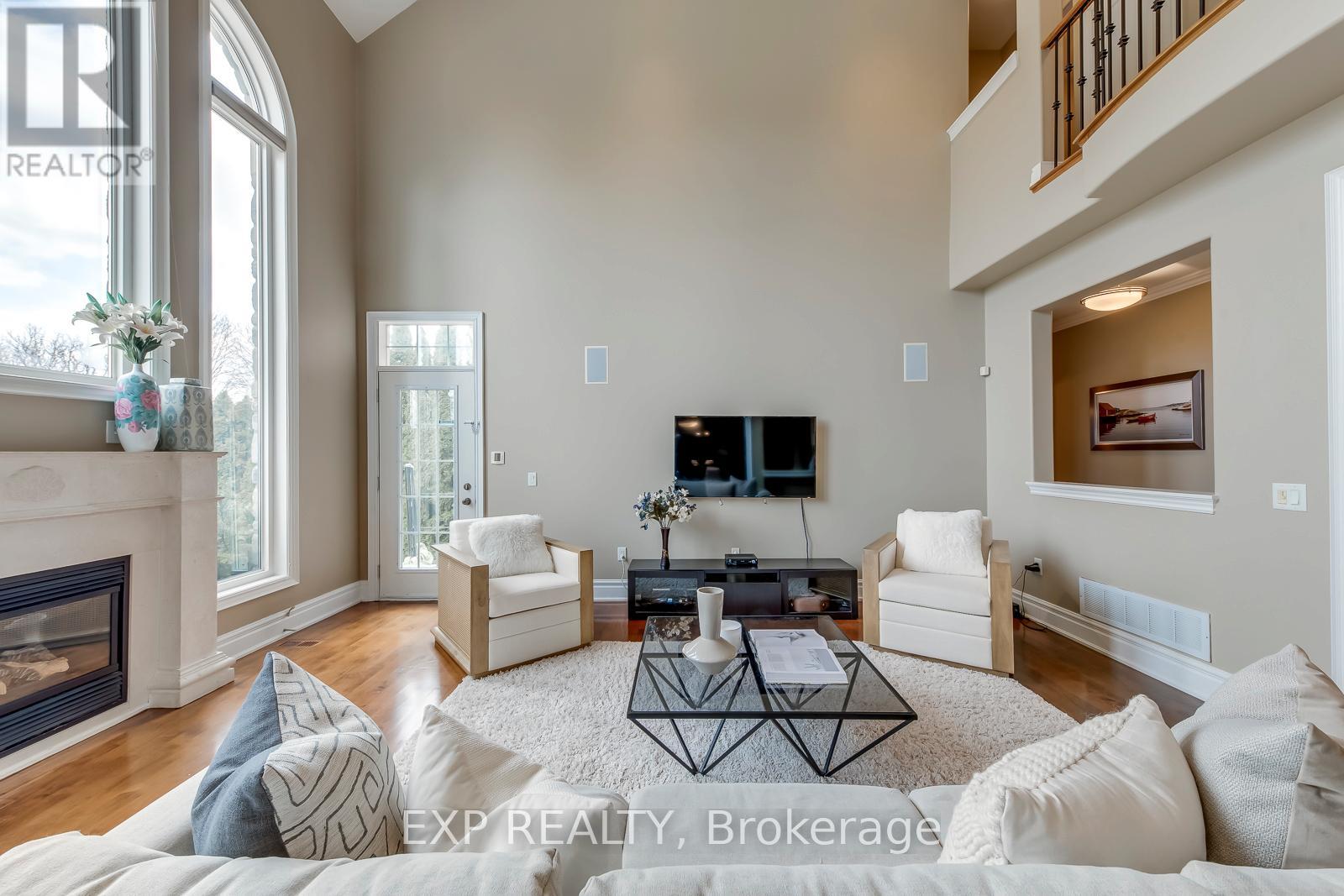 530 Golfview Court, Oakville, Ontario  L6M 4W6 - Photo 14 - W13144574