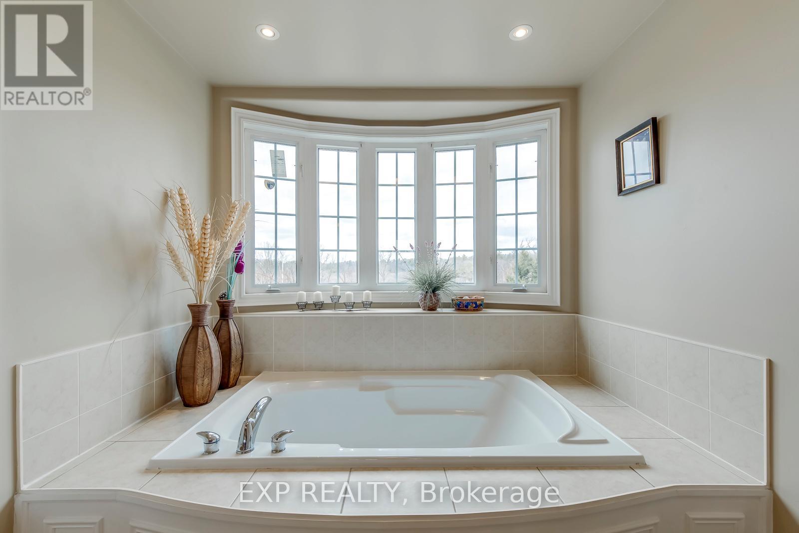 530 Golfview Court, Oakville, Ontario  L6M 4W6 - Photo 30 - W13144574