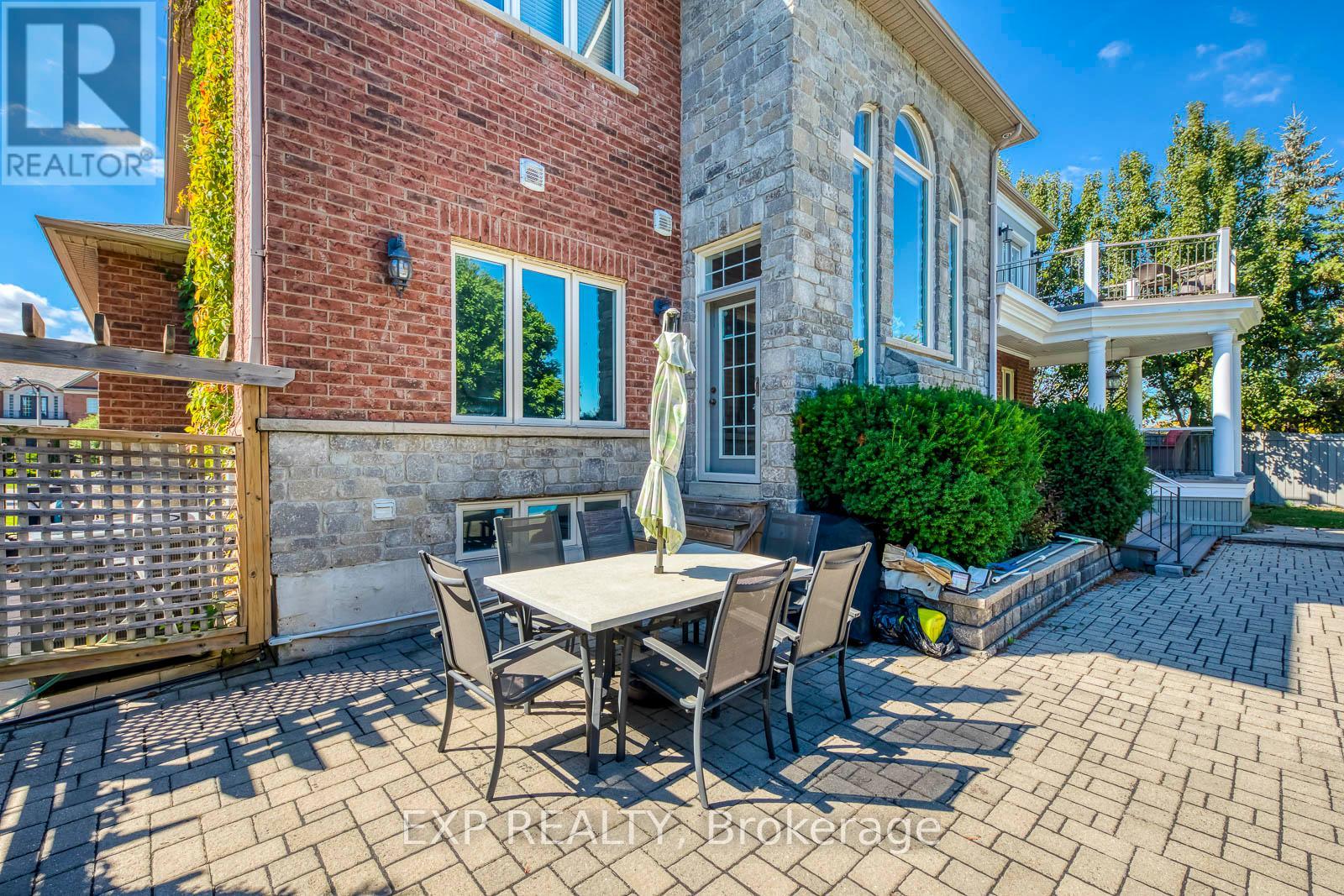 530 Golfview Court, Oakville, Ontario  L6M 4W6 - Photo 44 - W13144574