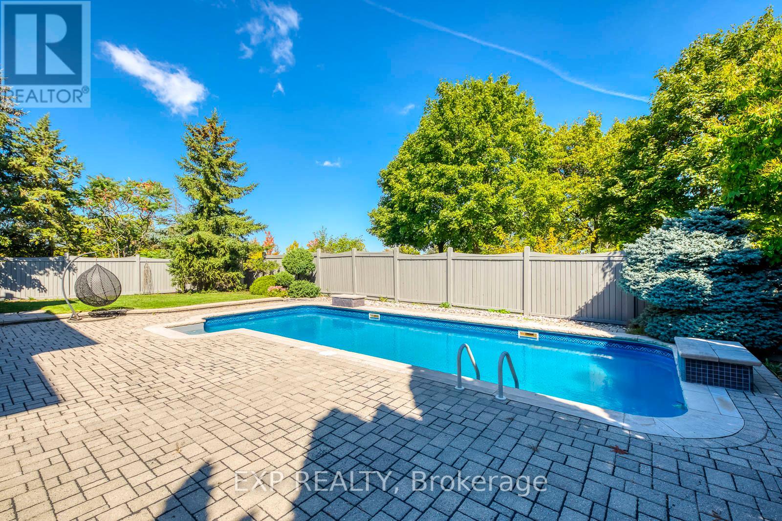 530 Golfview Court, Oakville, Ontario  L6M 4W6 - Photo 46 - W13144574