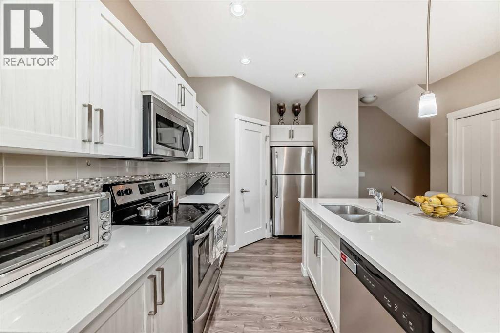 303, 428 Nolan Hill Drive NW, Calgary, Alberta  T3R 0V4 - Photo 6 - A2289831