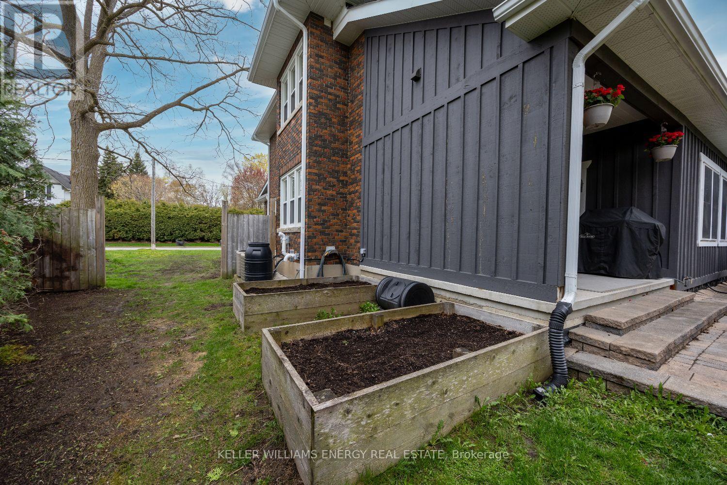 239 Perry Street, Scugog, Ontario  L9L 1B8 - Photo 40 - E13144858