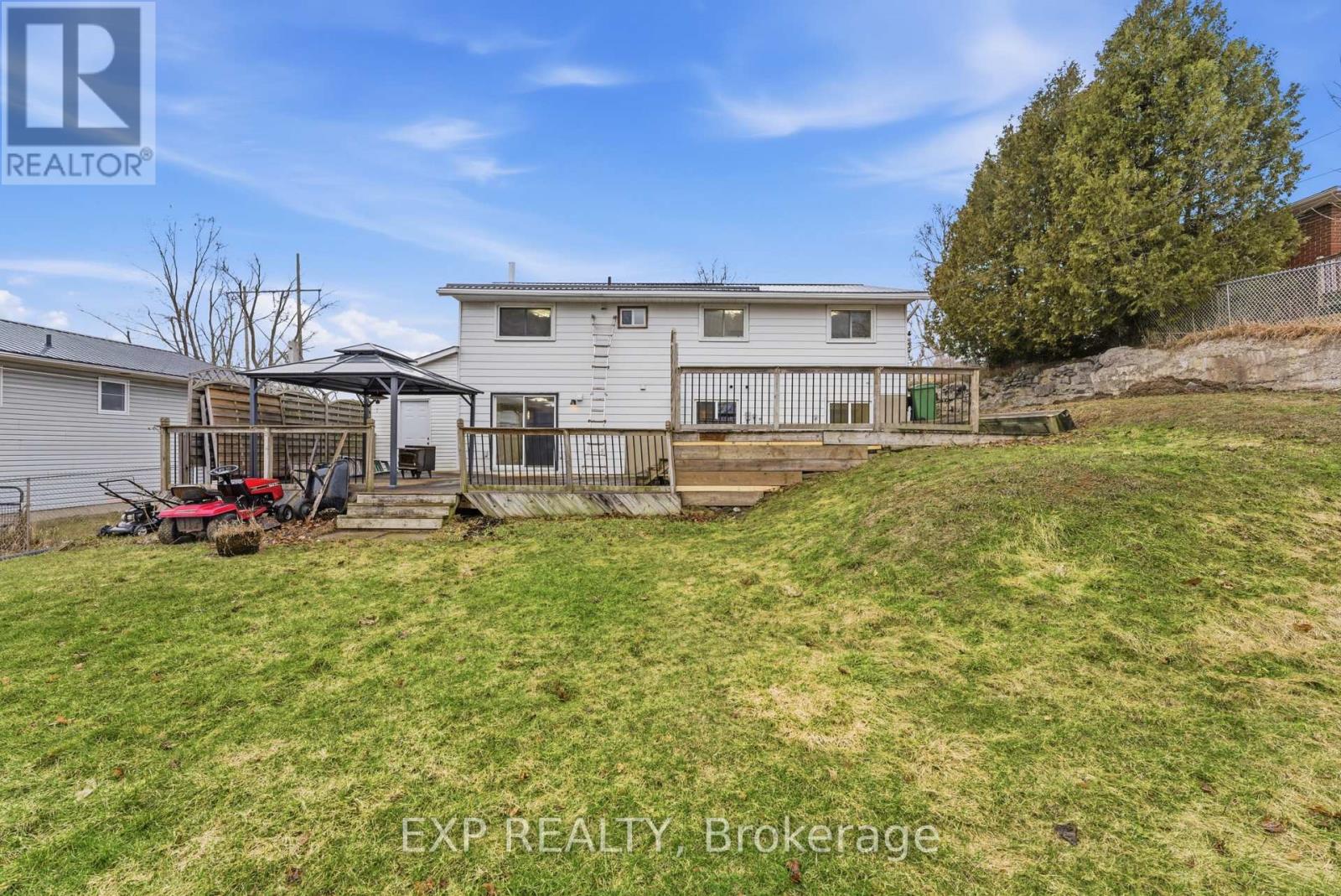 696 Whites Road, Quinte West, Ontario  K8V 5P8 - Photo 35 - X13144750