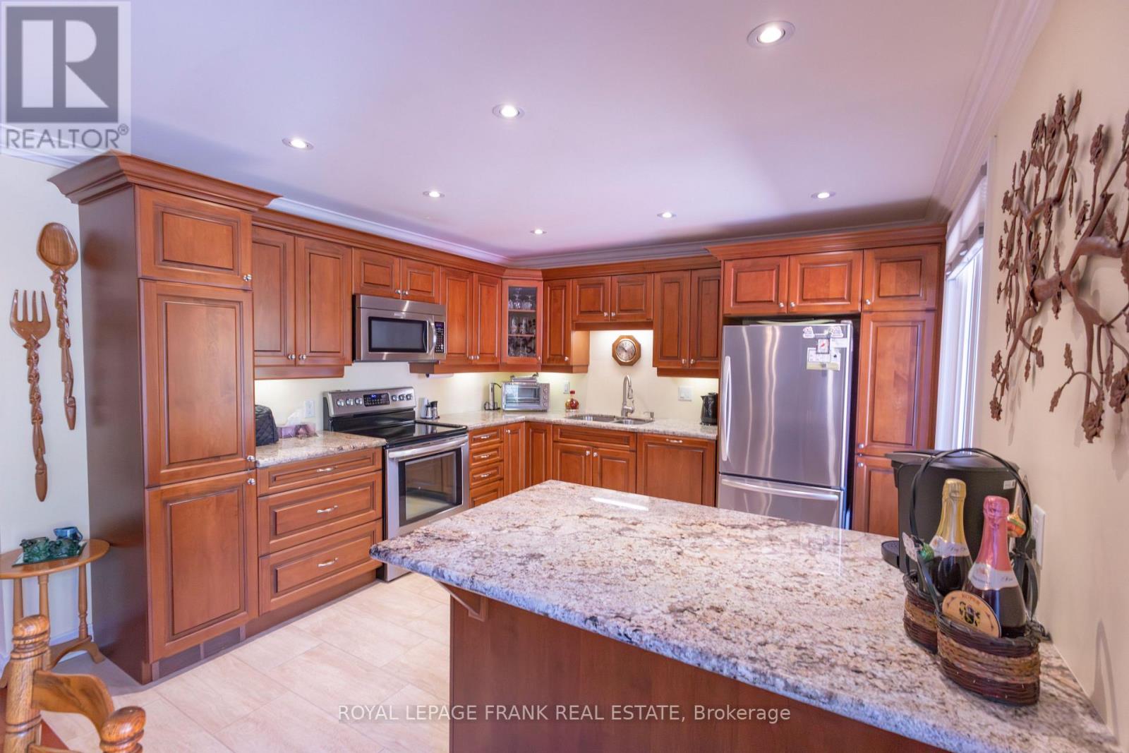 607 - 200 East Street S, Kawartha Lakes, Ontario  K0M 1A0 - Photo 4 - X13144762
