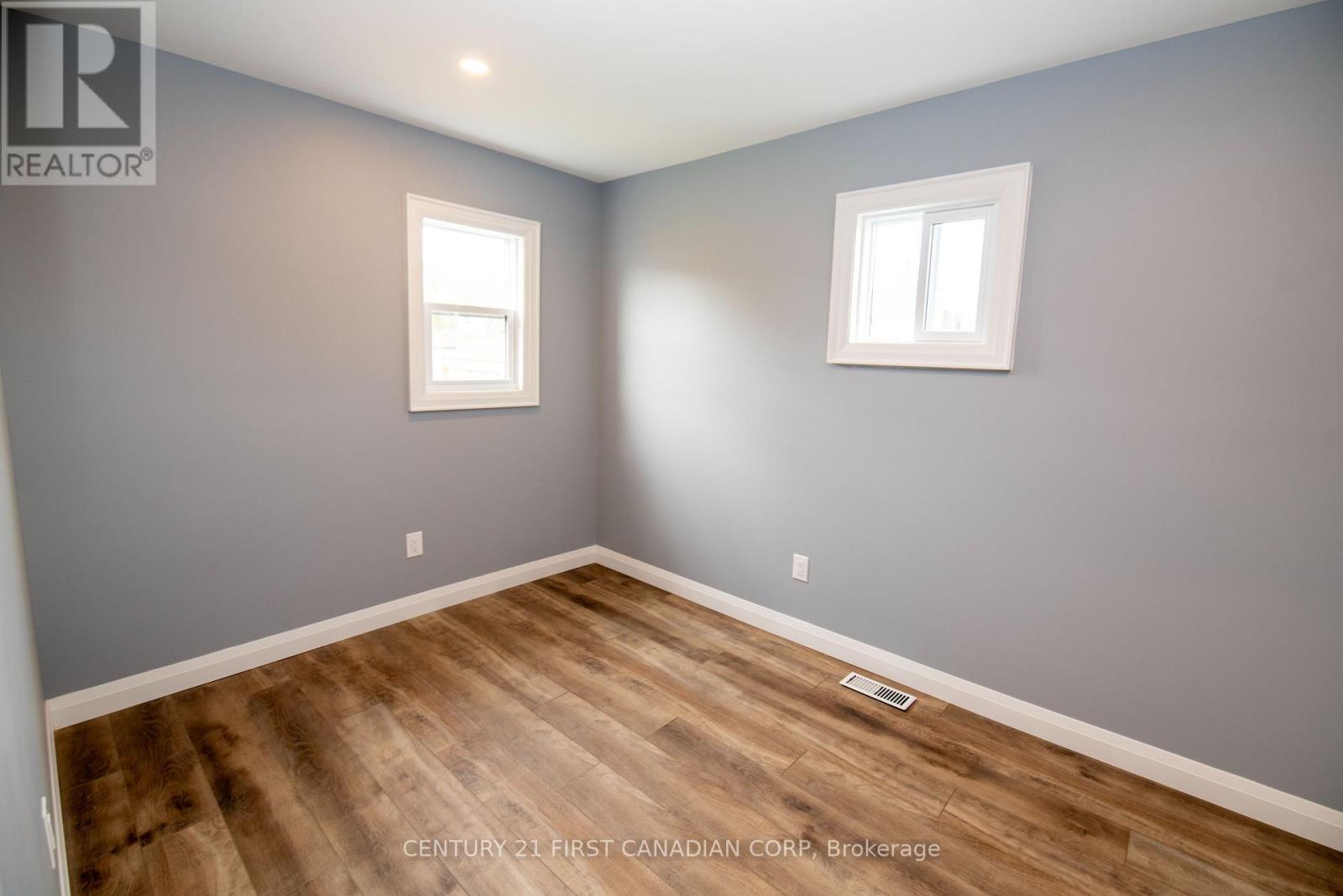 5 Briscoe Street W, London South, Ontario  N6J 1L7 - Photo 16 - X13144588