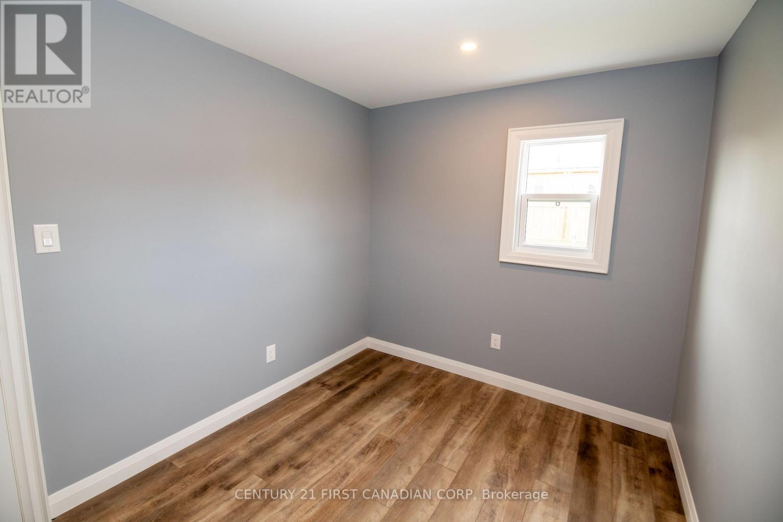 5 Briscoe Street W, London South, Ontario  N6J 1L7 - Photo 17 - X13144588