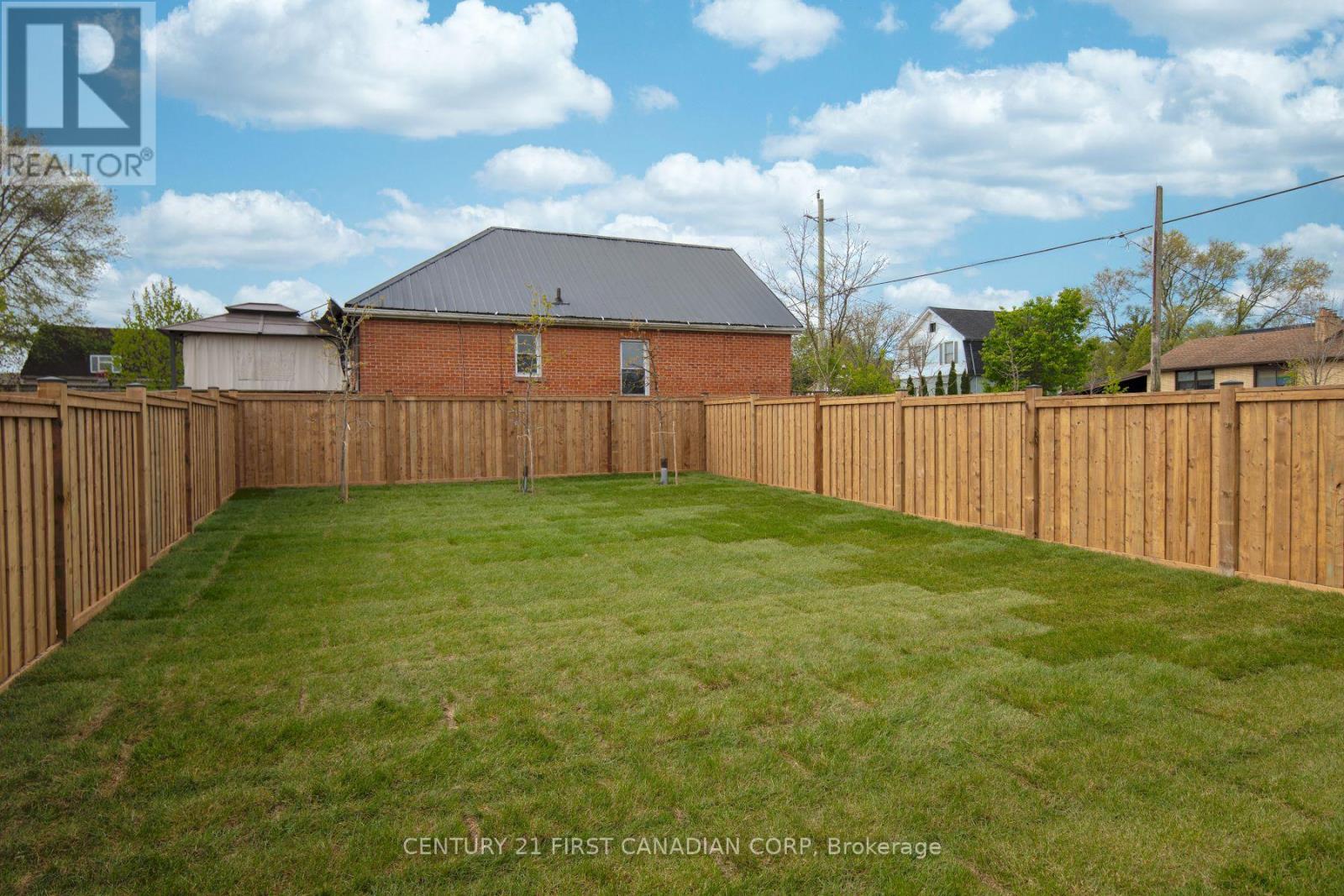 5 Briscoe Street W, London South, Ontario  N6J 1L7 - Photo 30 - X13144588
