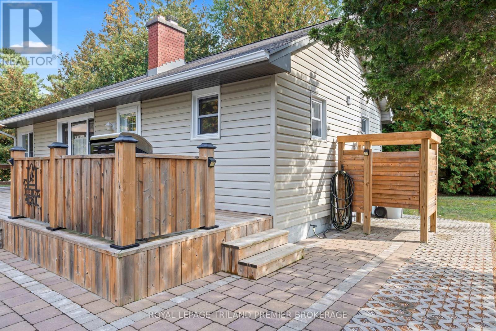 9632 Beachway Drive, Lambton Shores, Ontario  N0N 1J3 - Photo 23 - X13144678