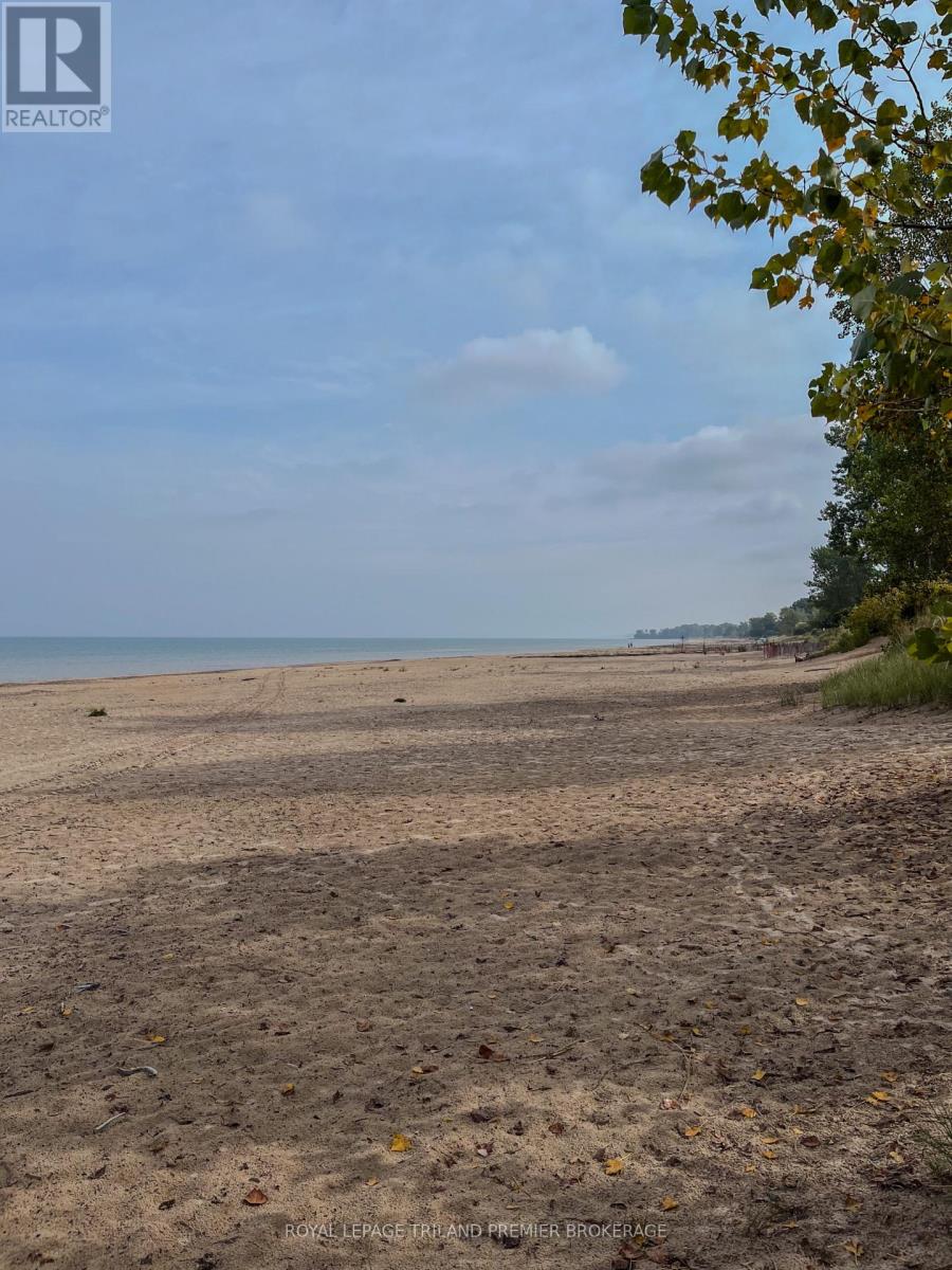 9632 Beachway Drive, Lambton Shores, Ontario  N0N 1J3 - Photo 34 - X13144678