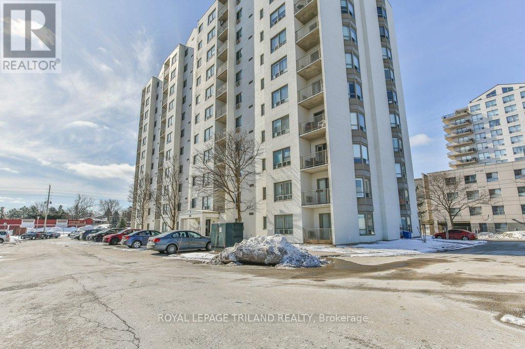 405 - 333 Commissioners Road W, London South, Ontario  N6J 4X7 - Photo 1 - X13144804