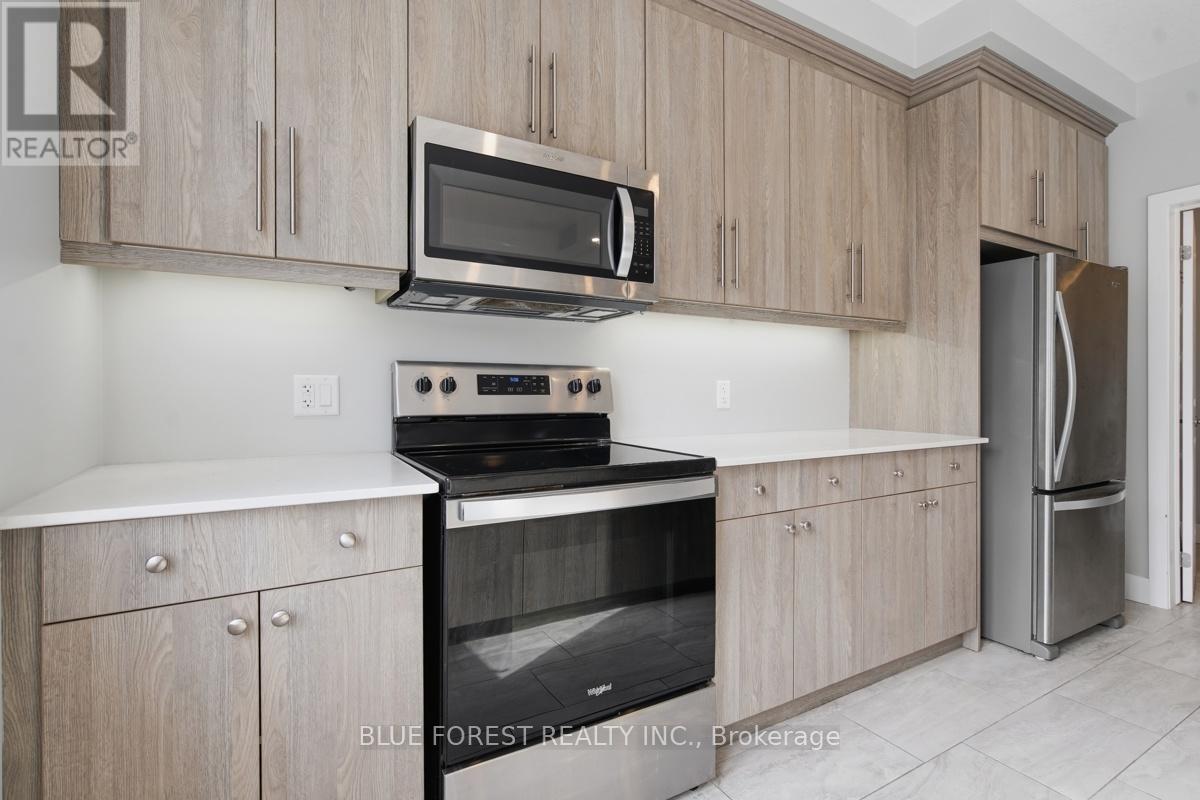 21 - 177 Edgevalley Road, London East, Ontario  N5V 0C5 - Photo 10 - X13144830