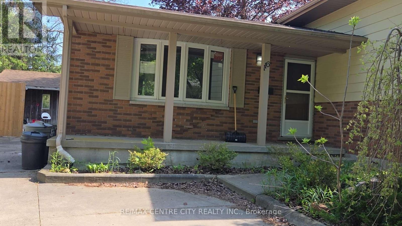 116 Paperbirch Crescent, London North, Ontario  N6G 1L7 - Photo 1 - X13144888