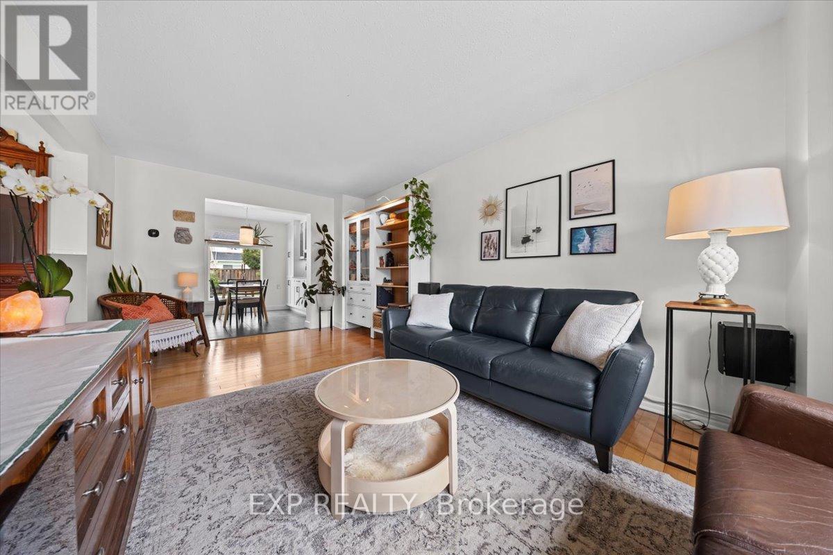 1073 St Germain Crescent, Ottawa, Ontario  K1C 2L7 - Photo 5 - X13144760