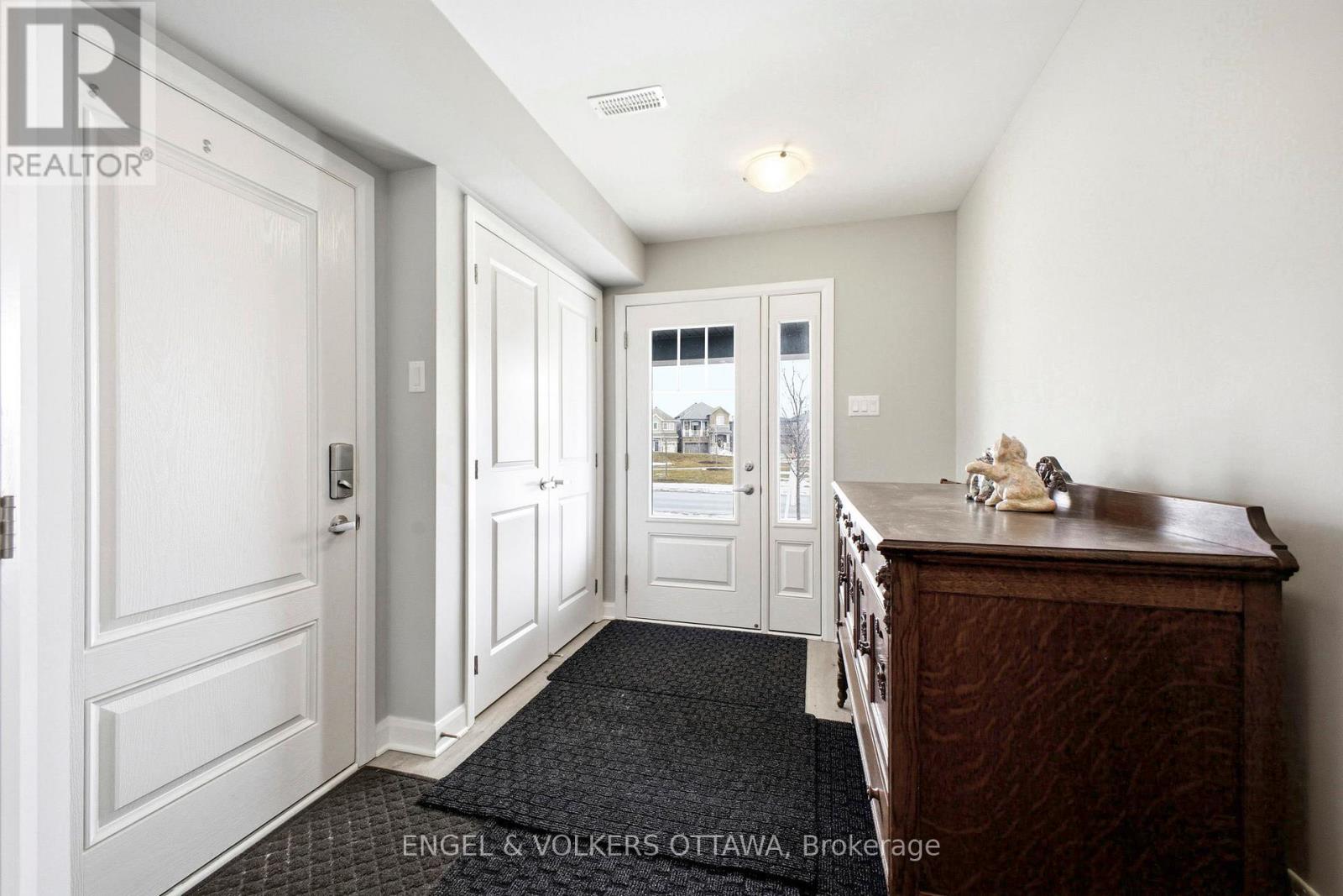 219 Liebe Terrace, Ottawa, Ontario  K2J 6R9 - Photo 4 - X13144786