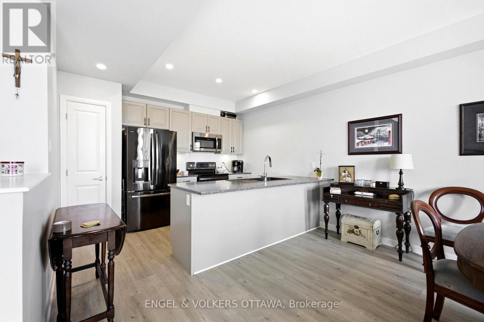 219 Liebe Terrace, Ottawa, Ontario  K2J 6R9 - Photo 7 - X13144786