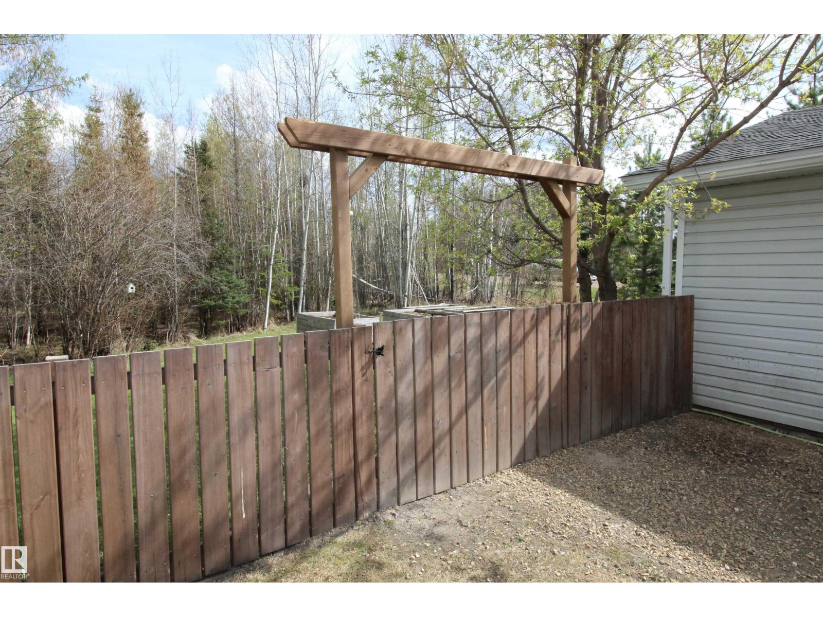 4704 52 Av, Sangudo, Alberta  T0E 2A0 - Photo 10 - E4488584