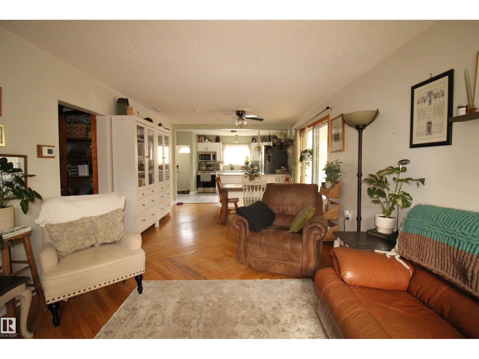 4704 52 Av, Sangudo, Alberta  T0E 2A0 - Photo 18 - E4488584