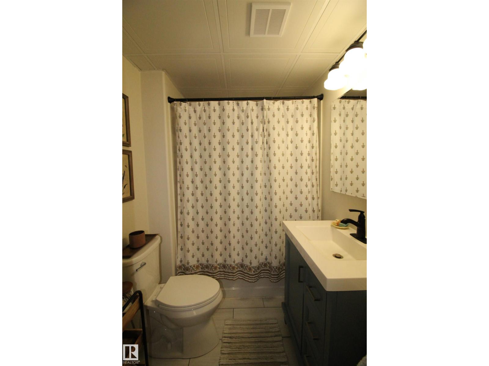 4704 52 Av, Sangudo, Alberta  T0E 2A0 - Photo 21 - E4488584