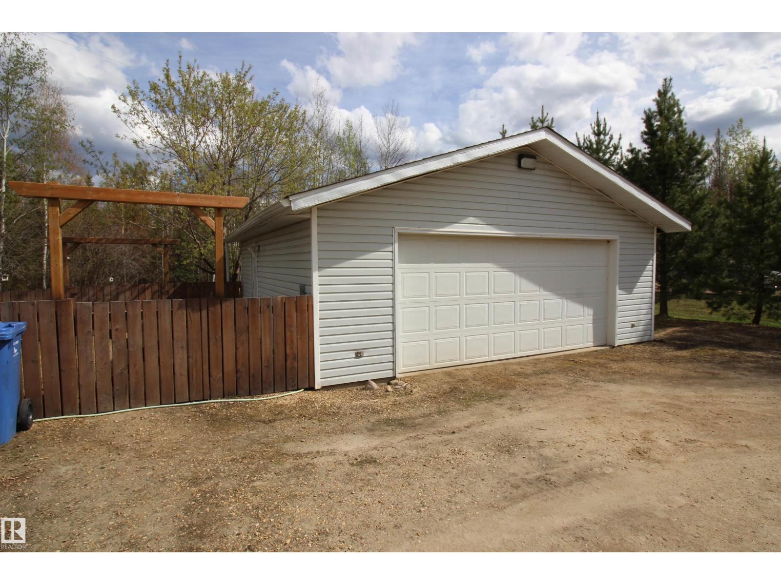 4704 52 Av, Sangudo, Alberta  T0E 2A0 - Photo 24 - E4488584