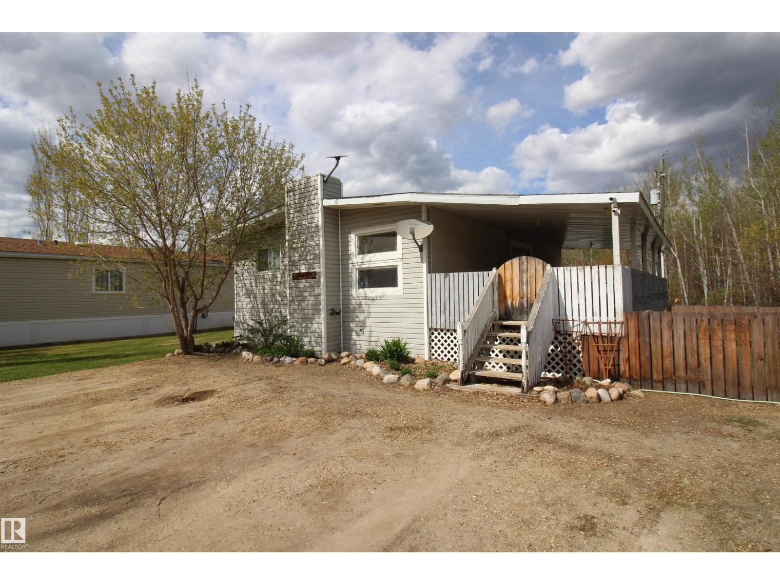4704 52 Av, Sangudo, Alberta  T0E 2A0 - Photo 3 - E4488584