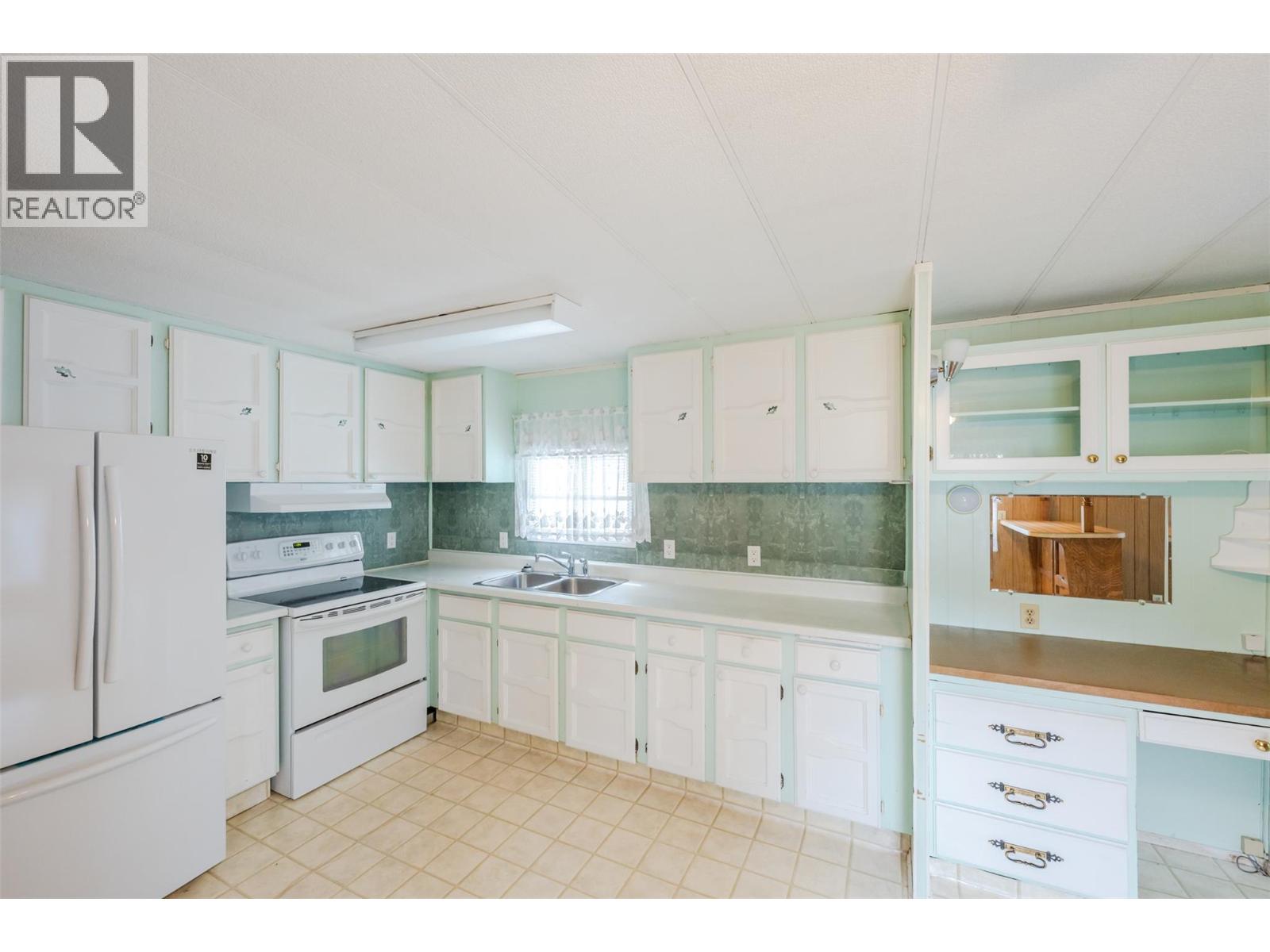 4505 Mclean Creek Road Unit# C25, Okanagan Falls, British Columbia  V0H 1R1 - Photo 2 - 10380573