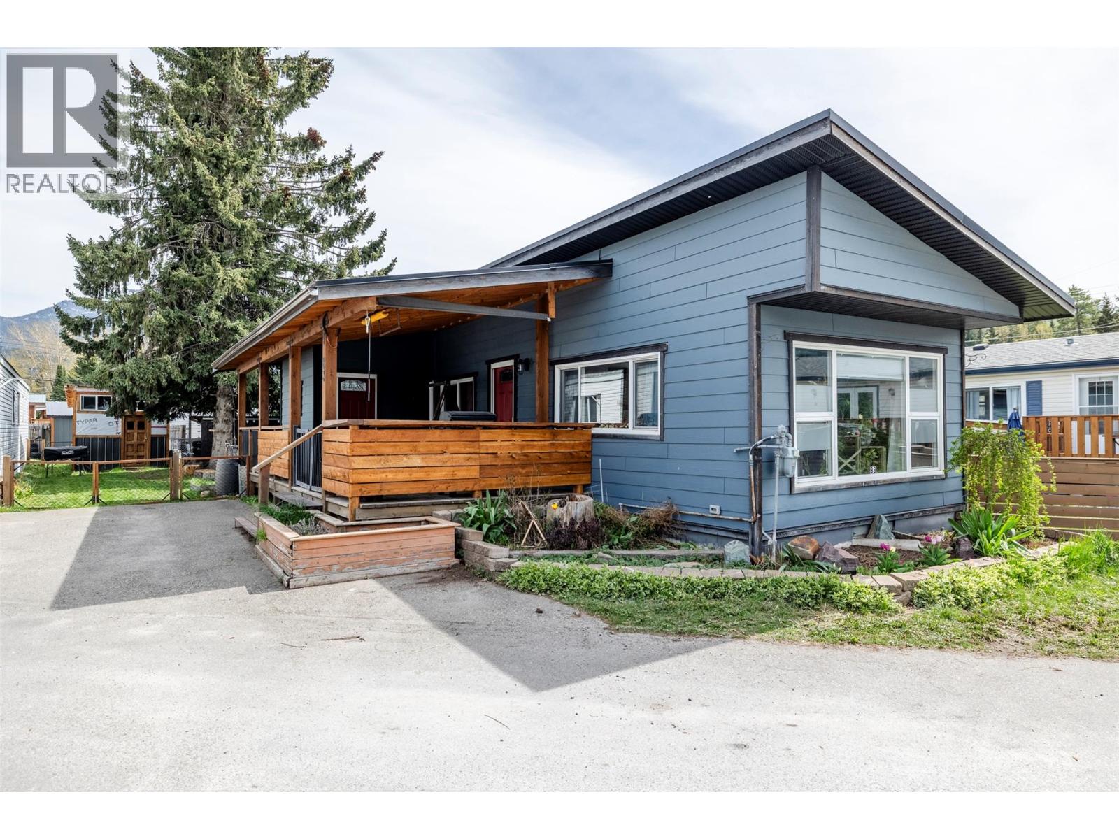 60 Cokato Road Unit# B3, Fernie, British Columbia  V0B 1M4 - Photo 2 - 10381451