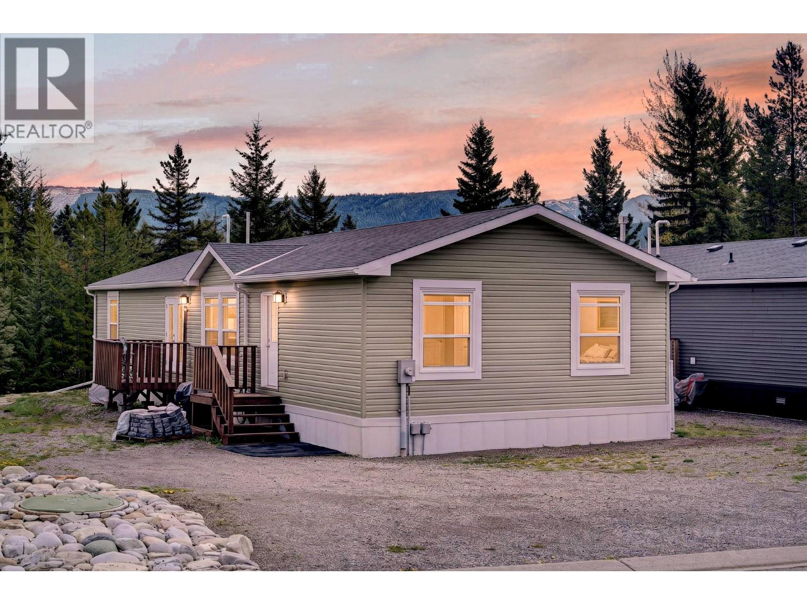 24 Darby Crescent, Elkford, British Columbia