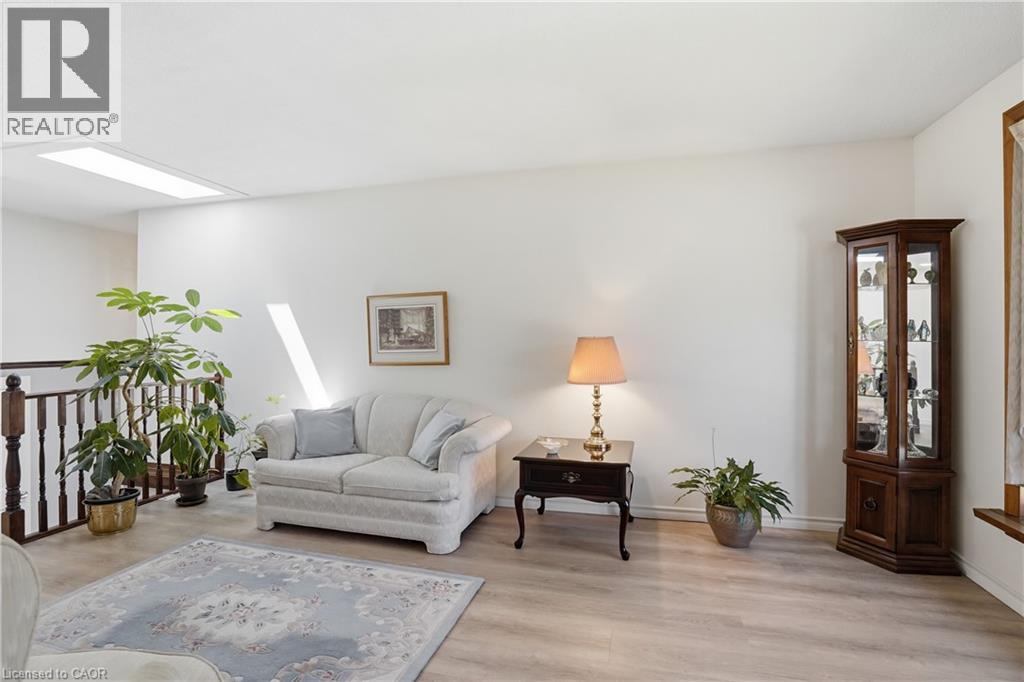 13 Fallingbrook Drive, Fonthill, Ontario  L0S 1E1 - Photo 4 - 40827763