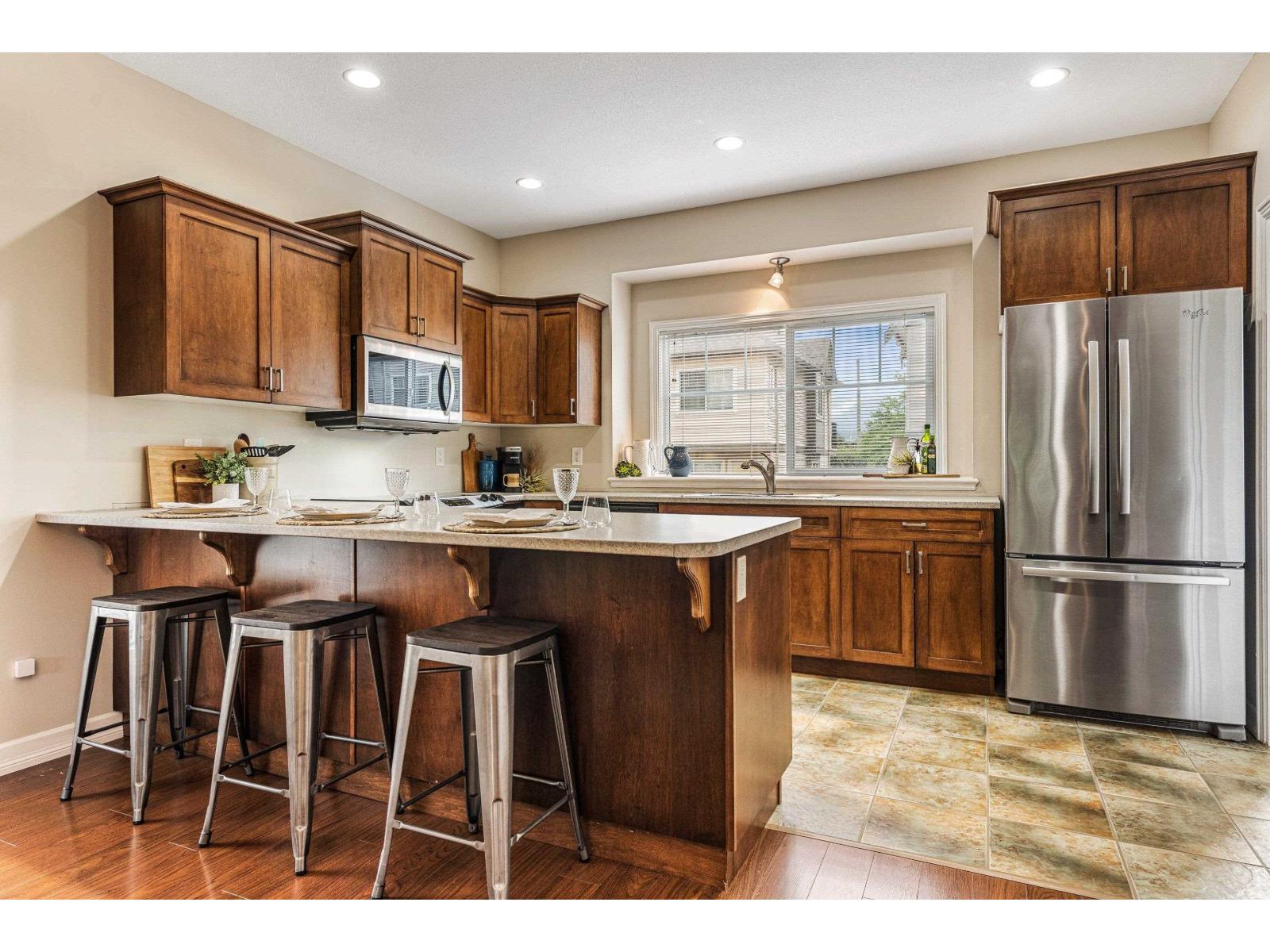 3 45450 Shawnigan Crescent, Garrison Crossing, Chilliwack, British Columbia  V2R 0B8 - Photo 8 - R3090051