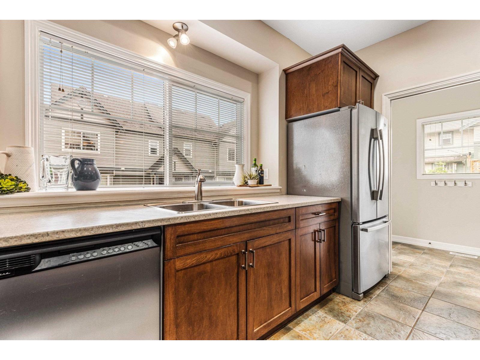 3 45450 Shawnigan Crescent, Garrison Crossing, Chilliwack, British Columbia  V2R 0B8 - Photo 7 - R3090051
