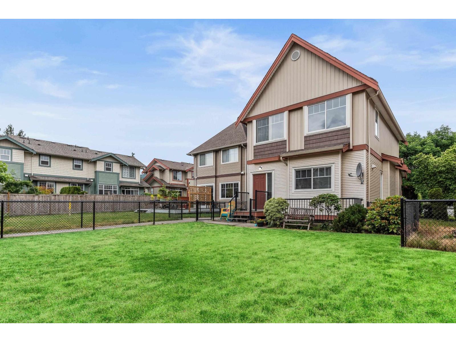 3 45450 Shawnigan Crescent, Garrison Crossing, Chilliwack, British Columbia  V2R 0B8 - Photo 38 - R3090051