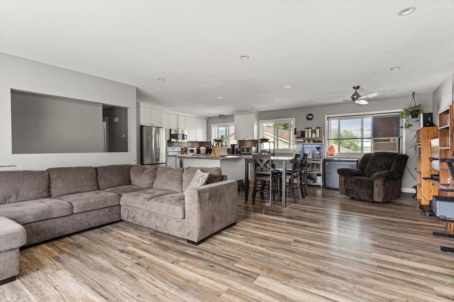46565 Mccaffrey Boulevard, Chilliwack Proper South, Chilliwack, British Columbia  V2P 1E5 - Photo 9 - R3124897