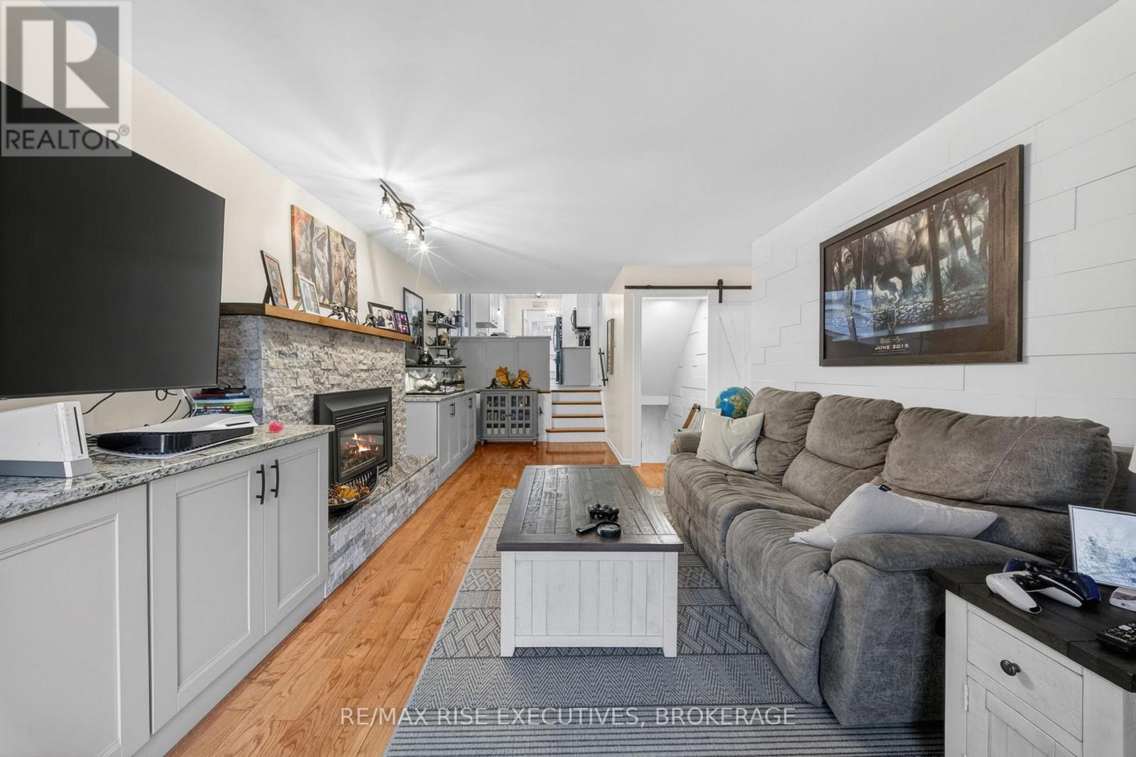 931 Lincoln Drive, Kingston, Ontario  K7M 4Z3 - Photo 9 - X13144602