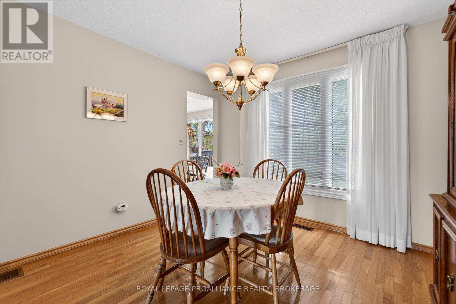887 Crestwood Avenue, Kingston, Ontario  K7P 1S7 - Photo 5 - X13144788