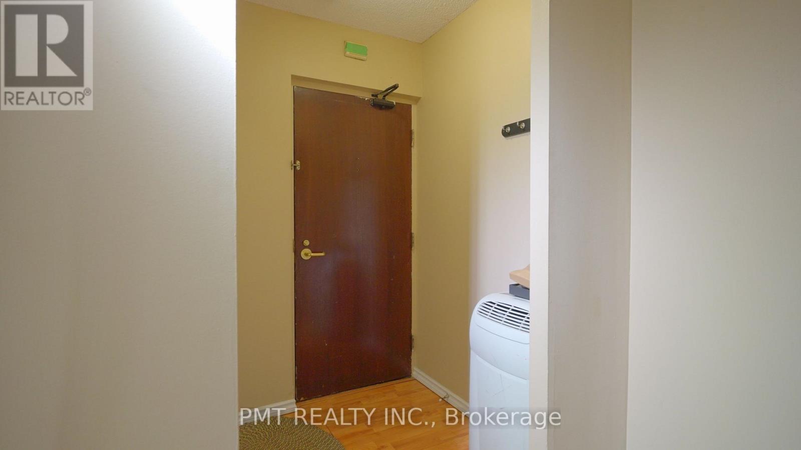 106 - 88 Charles Street E, Toronto, Ontario  M4Y 2W7 - Photo 3 - C13144614