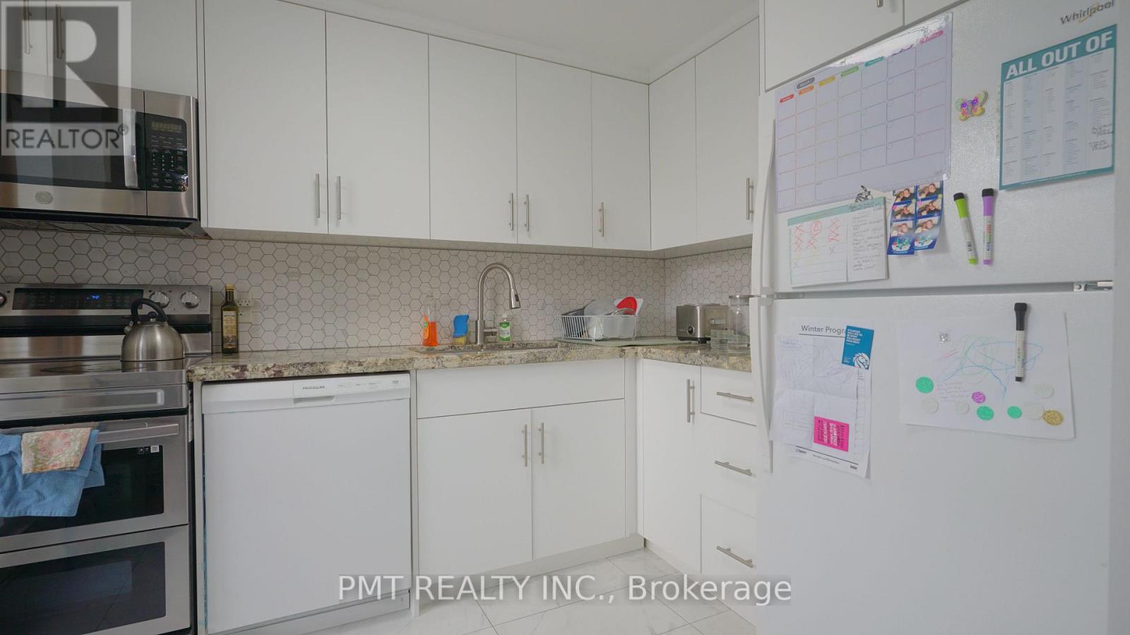 106 - 88 Charles Street E, Toronto, Ontario  M4Y 2W7 - Photo 8 - C13144614